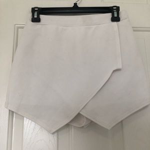 Boohoo, Skort, Size 10 (white)